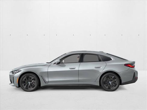 Used 2026 BMW i4 xDrive40i w/ Premium Package AWD/4WD image 3