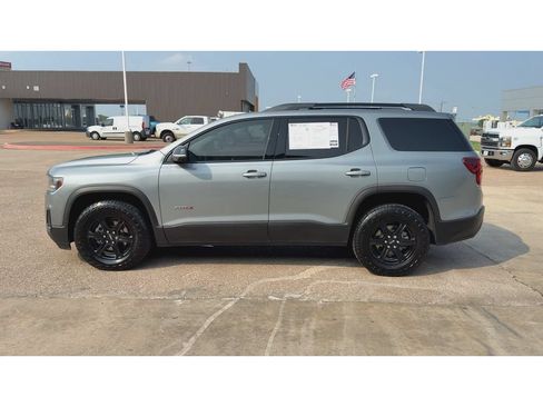 Used 2023 GMC Acadia AT4 w/ Technology Package AWD/4WD image 5