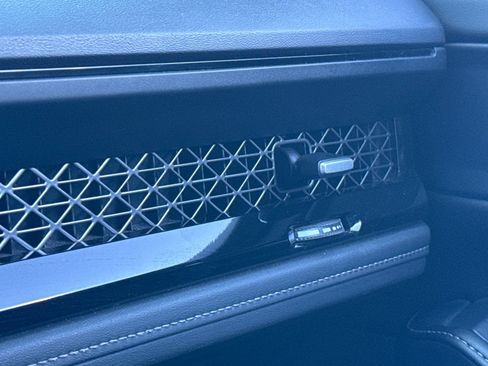 Used 2024 Honda Accord Sport image 29