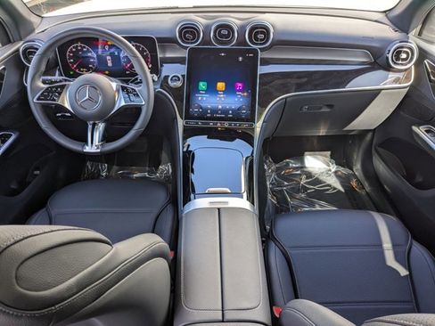 Used 2026 Mercedes-Benz GLC 300 4MATIC image 17