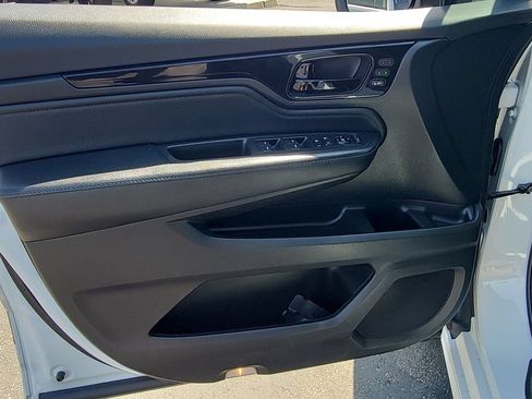 Used 2023 Honda Odyssey Touring image 23
