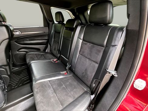 Used 2018 Jeep Grand Cherokee Altitude AWD/4WD image 21