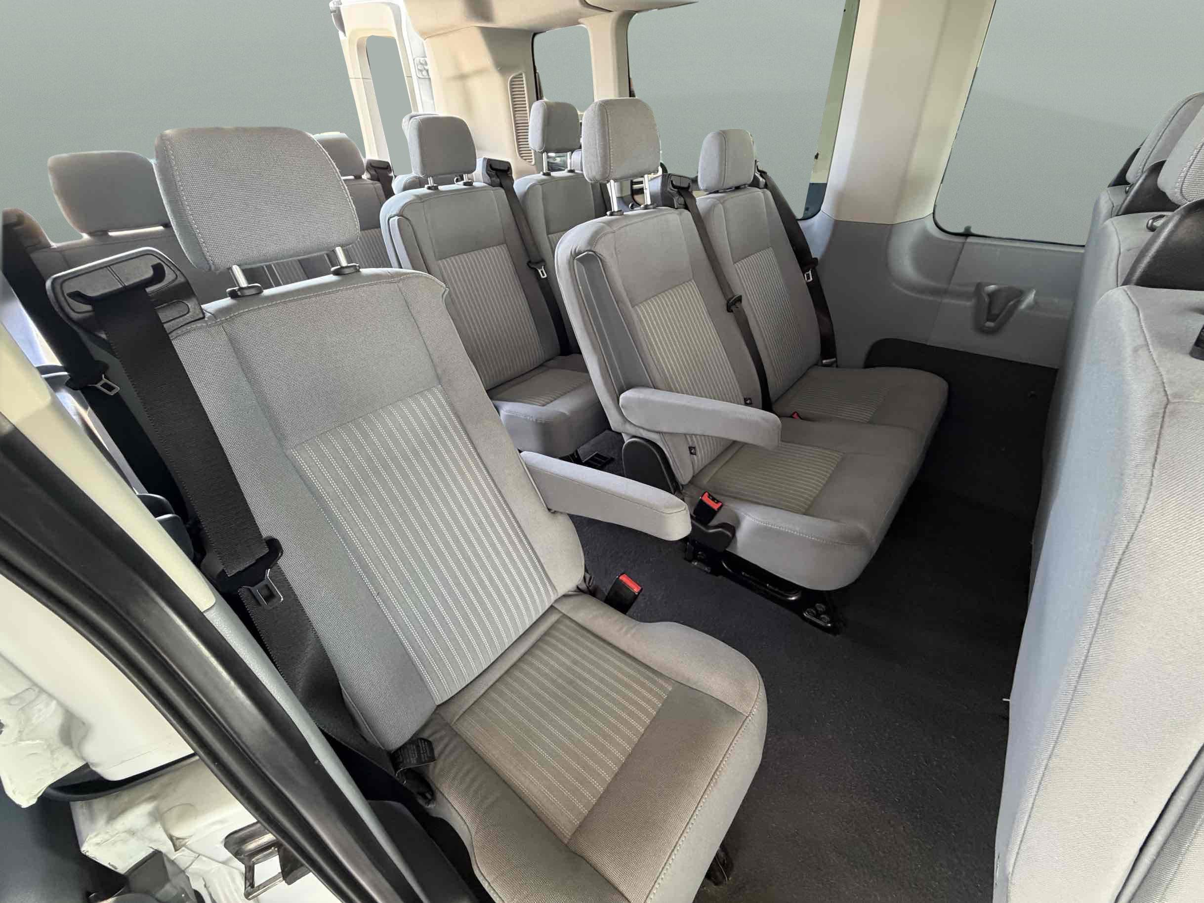 Used 2017 Ford Transit 350 XLT RWD image 18