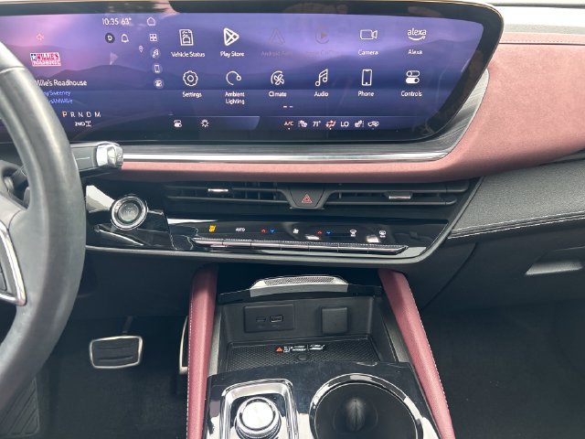 Used 2024 Buick Envision Sport Touring AWD/4WD image 17