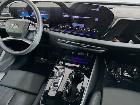 Used 2025 Audi A5 2.0T Premium Plus w/ Premium Plus image 6