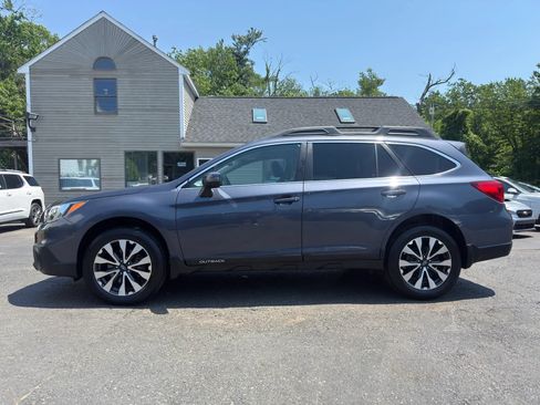 Used 2016 Subaru Outback 2.5i Limited AWD/4WD image 4