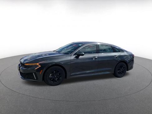 Used 2025 Kia K5 LXS FWD image 8