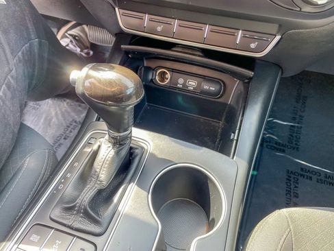 Used 2016 Kia Sorento AWD w/ LX Convenience Package image 18