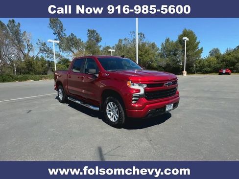 Used 2024 Chevrolet Silverado 1500 RST w/ Z71 Off-Road Package image 2