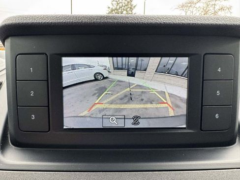 Used 2020 Ford Transit Connect XL image 19