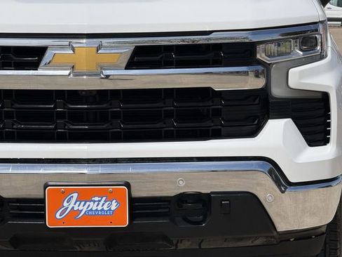 Certified 2025 Chevrolet Silverado 1500 LT w/ Safety Package image 9