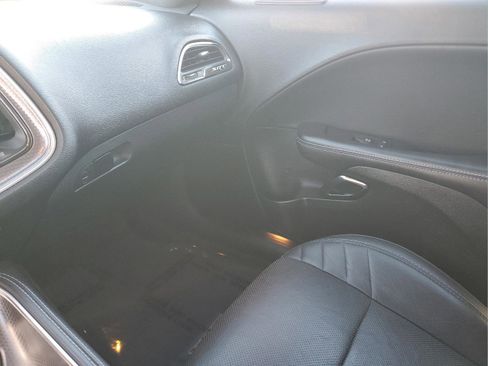 Used 2016 Dodge Challenger SRT Hellcat image 20