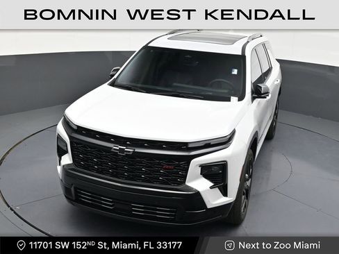 Used 2025 Chevrolet Traverse RS image 20
