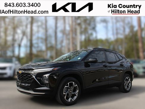 Used 2024 Chevrolet Trax LT w/ LT Convenience Package image 1