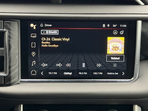 Used 2024 GMC Yukon XL Denali w/ Advanced Technology Package image 29