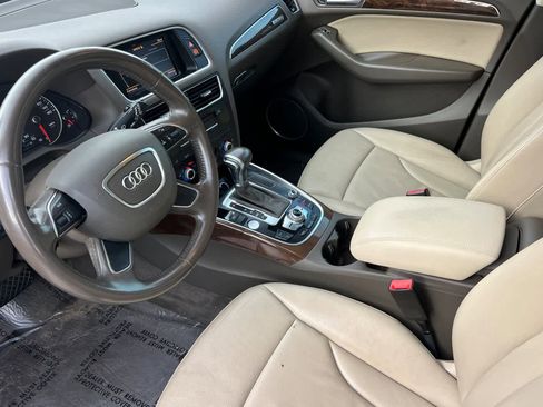 Used 2017 Audi Q5 2.0T Premium Plus w/ Technology Package image 12