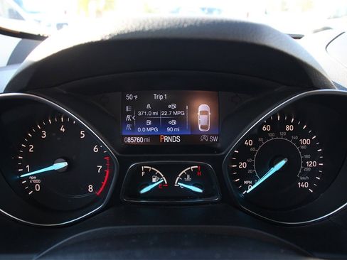 Certified 2018 Ford Escape SE image 32