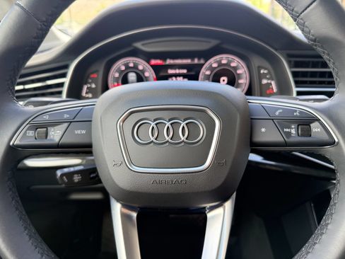 Used 2023 Audi Q7 3.0T Prestige w/ Prestige Package AWD/4WD image 11