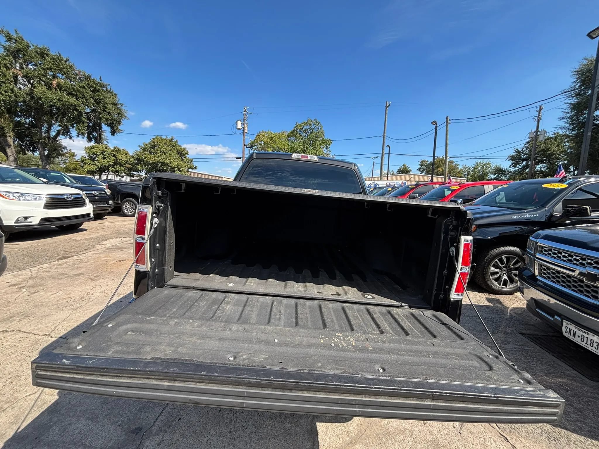 Used 2014 Ford F150 STX w/ Equipment Group 201A Mid AWD/4WD image 7