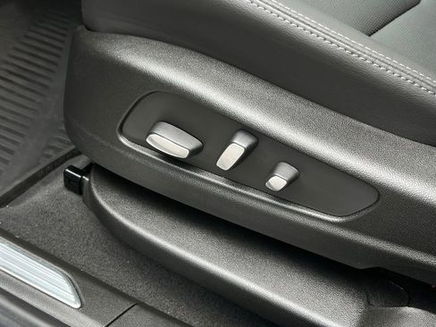 Used 2025 Cadillac XT5 Premium Luxury w/ Technology Package image 7