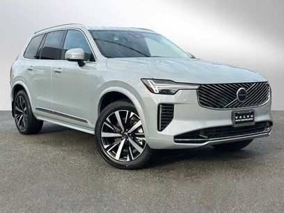 New 2025 Volvo XC90 B5 Core w/ Protection Package Premier