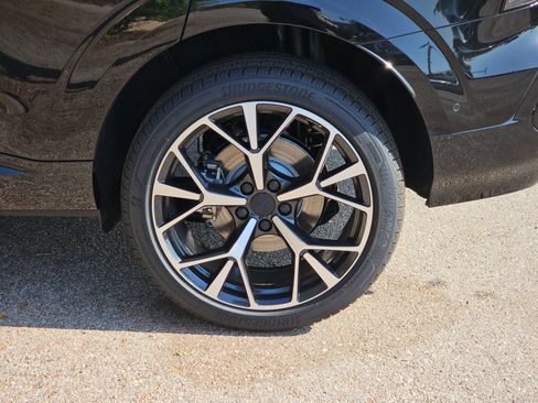 New 2026 Audi Q3 quattro 2.0T AWD/4WD image 36