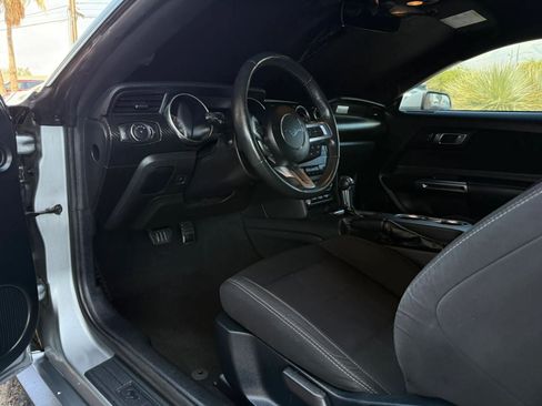 Used 2021 Ford Mustang Coupe RWD image 37