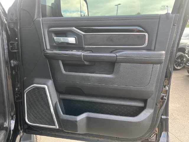 Used 2020 RAM 2500 Laramie w/ Night Edition AWD/4WD image 8