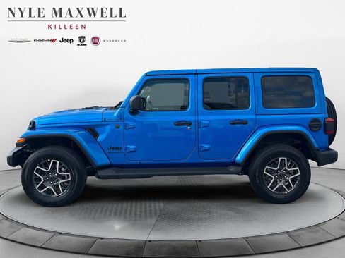 New 2026 Jeep Wrangler Unlimited Sahara AWD/4WD image 13