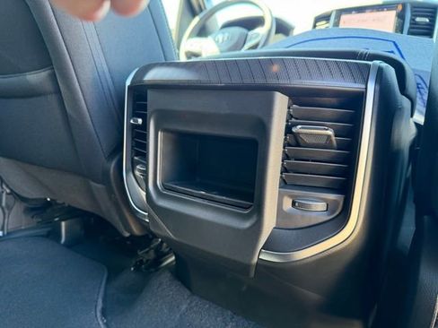 New 2026 RAM 1500 4x4 Crew Cab image 17