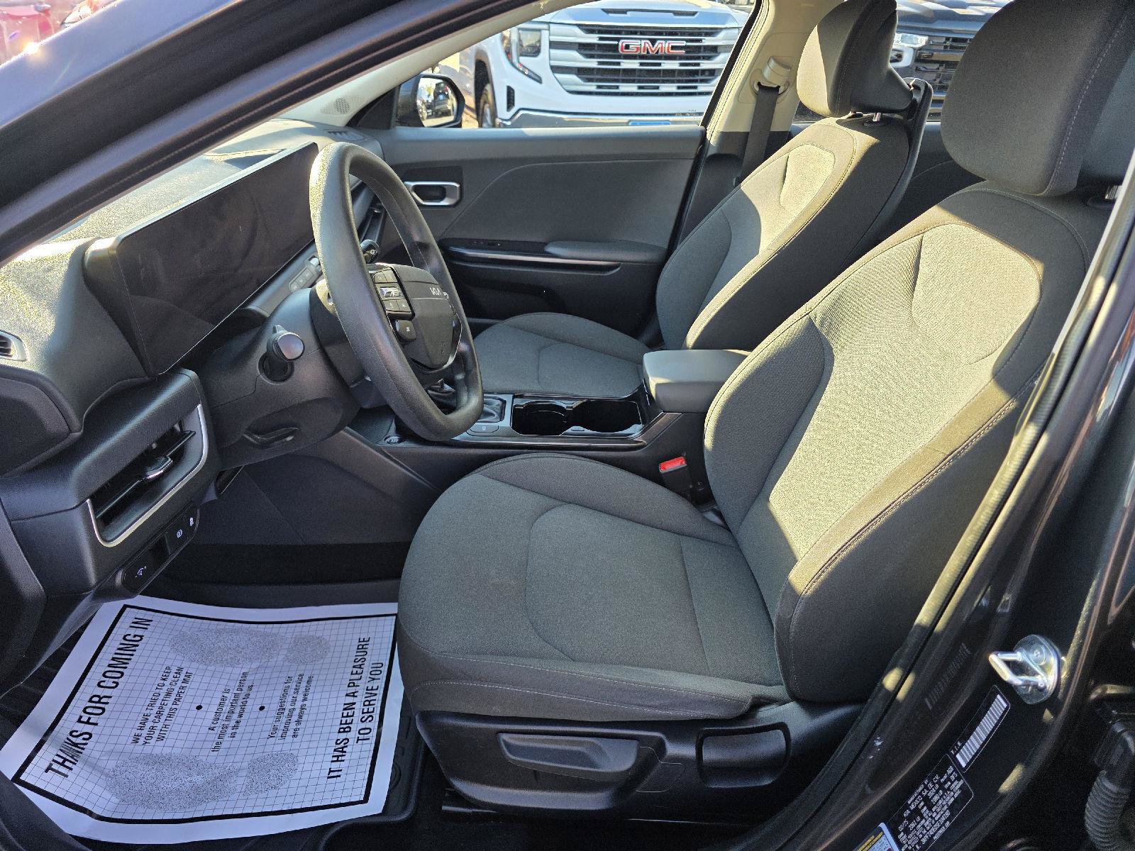 Used 2025 Kia K4 FWD image 7