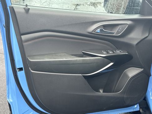 Certified 2024 Chevrolet Trax RS w/ Driver Confidence Package image 11