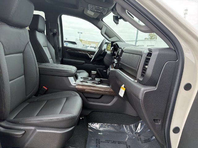New 2026 Chevrolet Silverado 1500 RST w/ RST All Star Premium Package AWD/4WD image 24