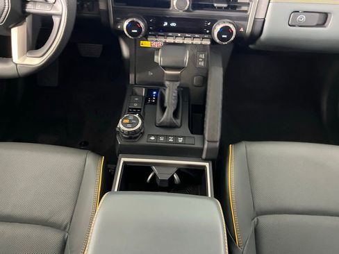 Used 2025 Toyota 4Runner Trailhunter image 17