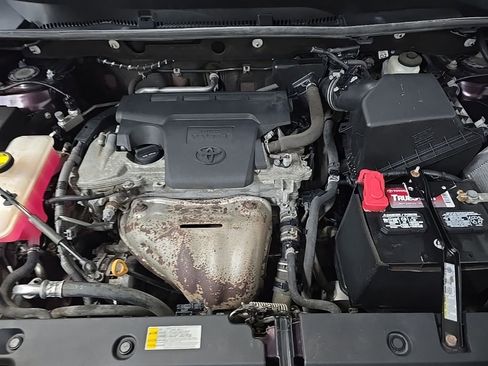 Used 2018 Toyota RAV4 XLE w/ Plus Extra Value Package AWD/4WD image 13
