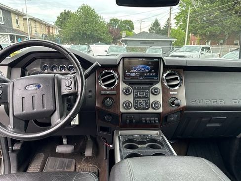 Used 2013 Ford F250 Lariat w/ Chrome Pkg AWD/4WD image 13