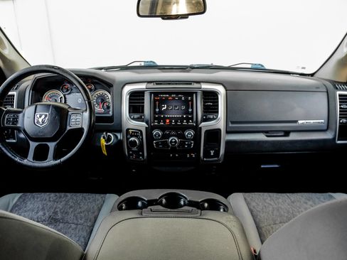 Used 2019 RAM 1500 Big Horn AWD/4WD image 17