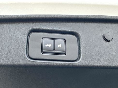 New 2026 Nissan Pathfinder SL w/ SL Premium Package (P04) AWD/4WD image 19