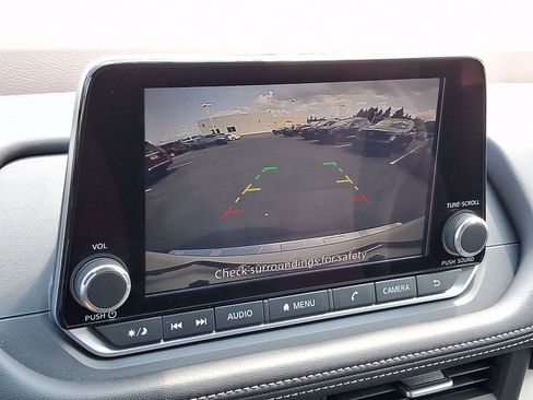 Certified 2023 Nissan Rogue SV AWD/4WD image 17