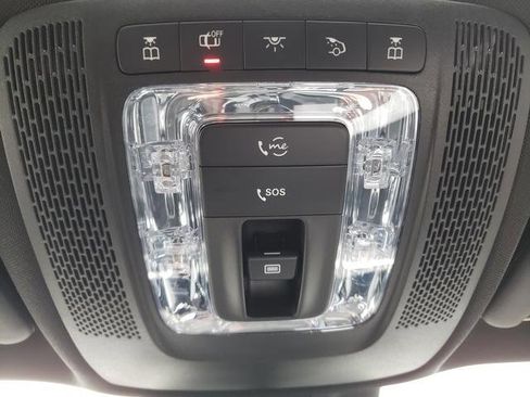 Used 2023 Mercedes-Benz GLB 250 4MATIC image 29