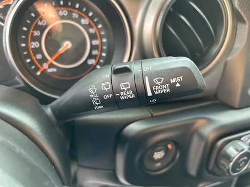 Used 2022 Jeep Wrangler Unlimited Sport AWD/4WD image 20