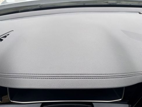 Used 2025 Volkswagen Jetta SE image 35