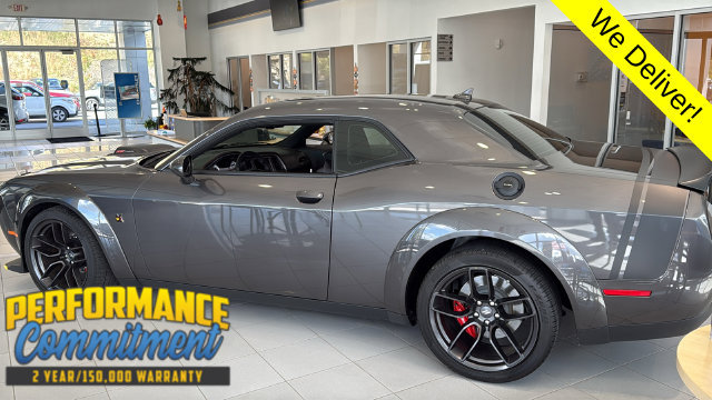 Used 2022 Dodge Challenger R/T Scat Pack RWD image 9