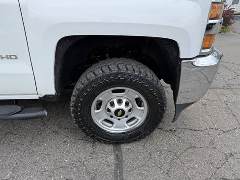 Used 2019 Chevrolet Silverado 2500 W/T AWD/4WD image 19