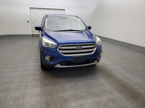 Used 2017 Ford Escape SE FWD image 14