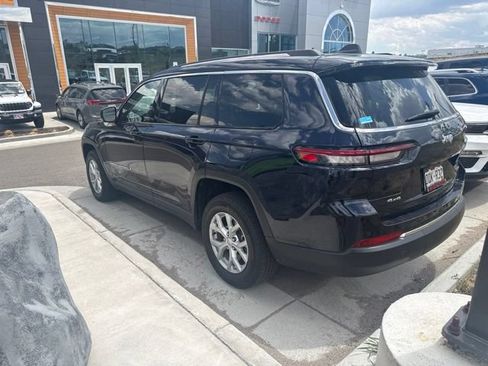 Used 2023 Jeep Grand Cherokee L Limited AWD/4WD image 6