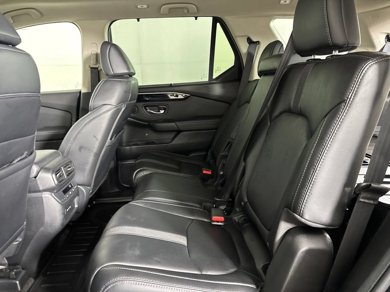 Used 2024 Honda Pilot Touring image 25