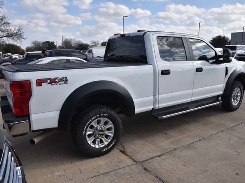 Used 2020 Ford F250 XL w/ STX Appearance Package image 6