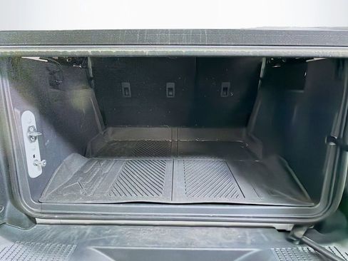 Used 2023 Ford Bronco Badlands image 28