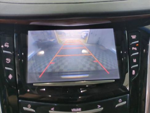 Used 2015 Cadillac Escalade Luxury RWD image 14